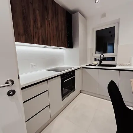 4friendscoresibrasov M&l * Braşov