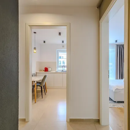Apartment 4friendscoresibrasov M&l